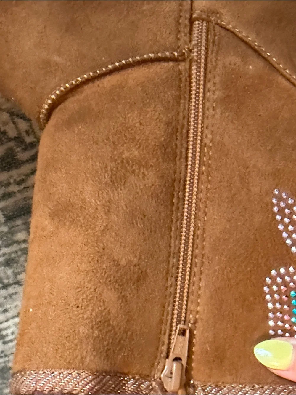 Skechers Twinkle Toes Glamslam light up boots chesnut suede size 4 kids